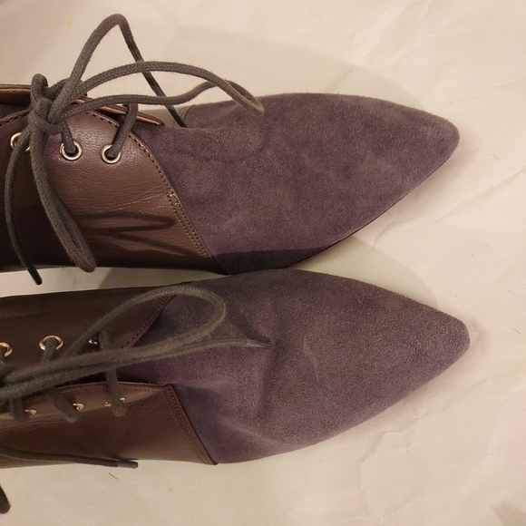 Nine West "Hartie" Wedge Booties with Pointy Toe in Size 9.5 M - Picture 10 of 13